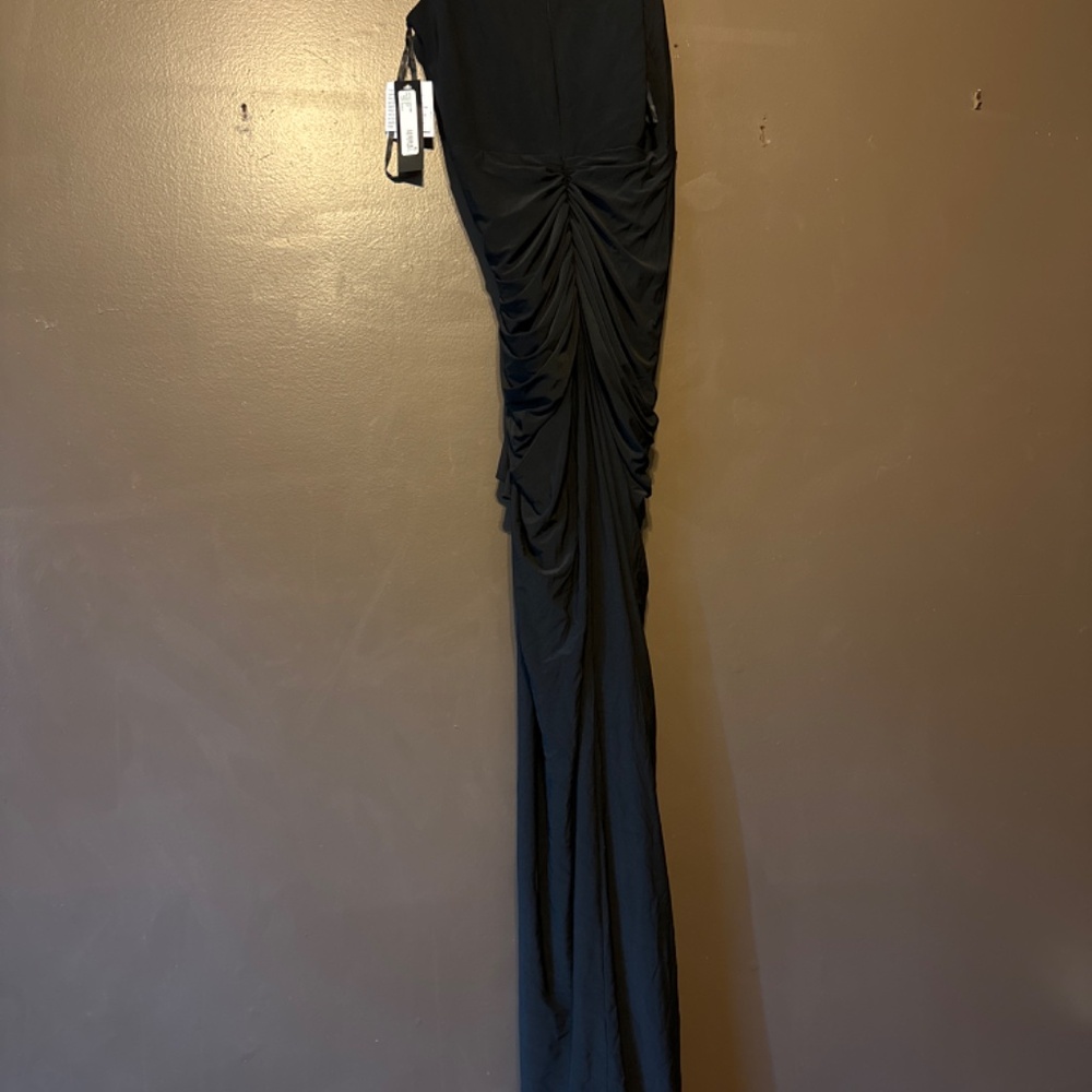 Betsy & Adam Ruched Ruffle Column Gown - Picture 2 of 4